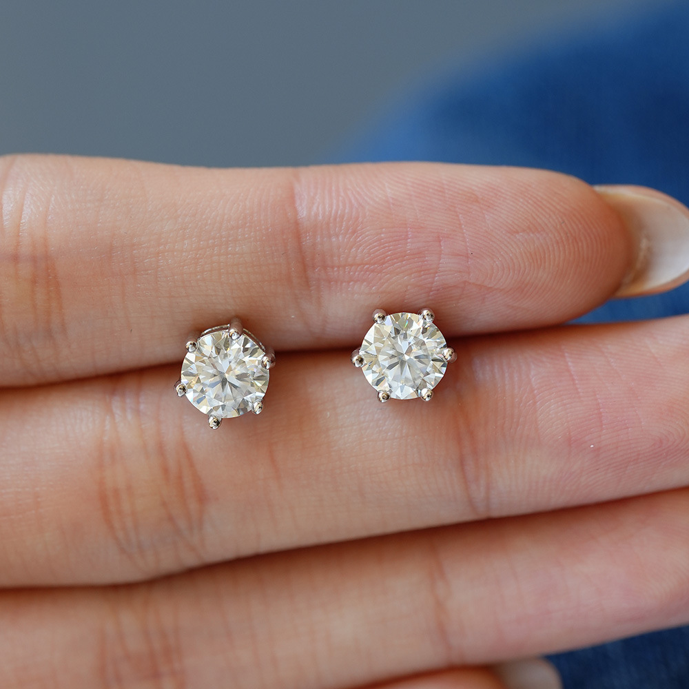 Men'S Minimalist Accessories - 925 zilveren ronde moissanite oorknopjes voor