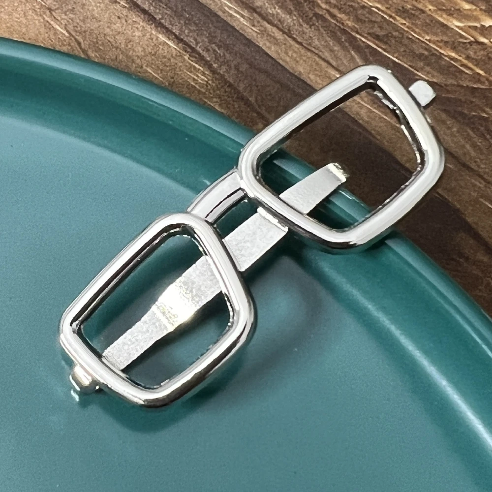 Koreaanse metalen brilmontuur  - Men'S Minimalist Accessories recensie en prijs